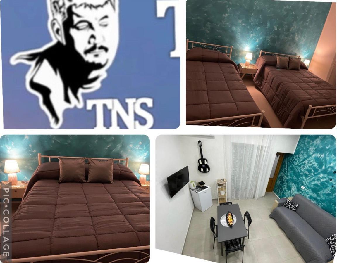 Tutta Nata Storia Apartment Наполи Екстериор снимка