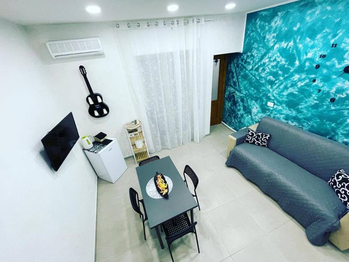 Tutta Nata Storia Apartment Наполи Екстериор снимка